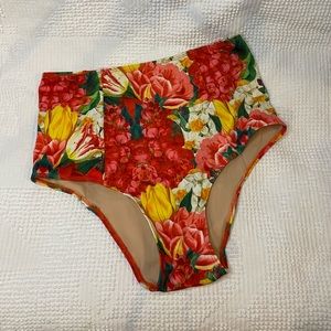 Kortni Jeane Tulips High Cut Bottom Sz S EEUC